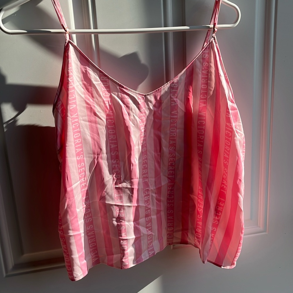 NWT Victoria’s Secret women’s pajama set
